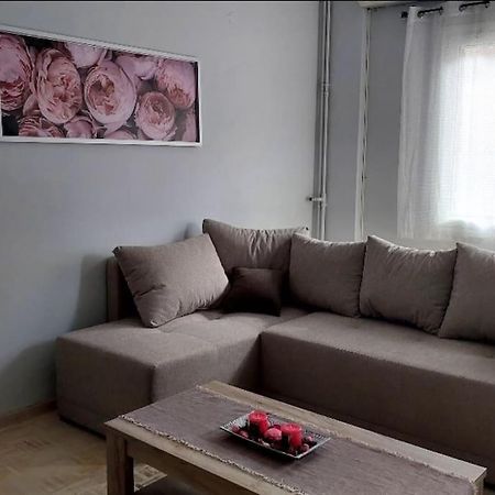 Nephiria'S Cozy Apt In Kerkira! Appartement Corfu  Buitenkant foto